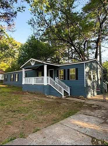 1345 Maple St Photo 1