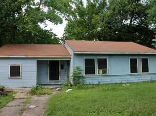 4905 Burma Rd, Houston, TX 77033