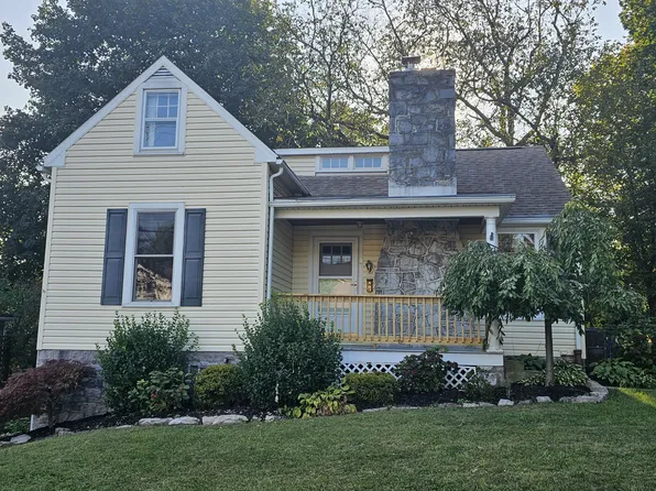 8 S Stoner Ave, Shiremanstown, PA 17011