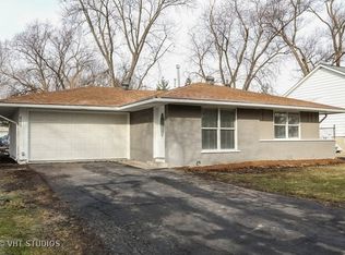 4220 Earlston Rd, Downers Grove, IL 60515
