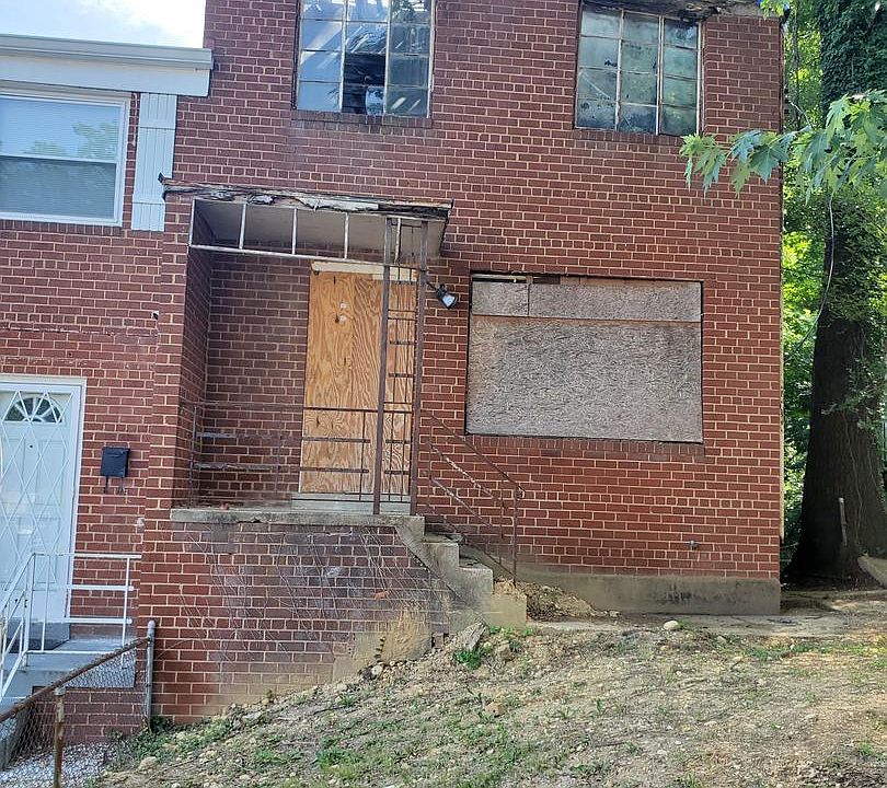 1st image of 3612 Dixon St