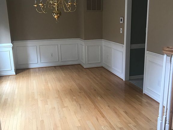 DR to left of foyer