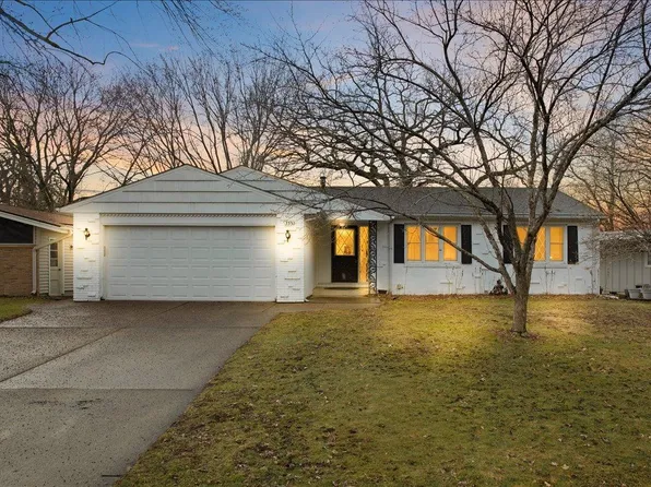 3330 Decatur Ln, Saint Louis Park, MN 55426