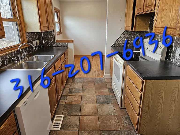 461 S Woodlawn Blvd — Photo 24