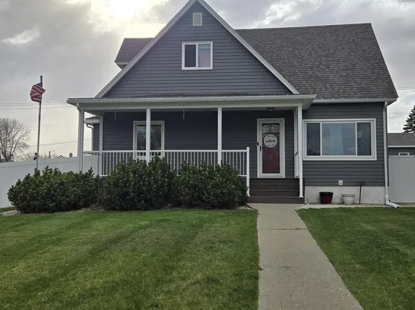410 N Welo St, Tioga, ND 58852