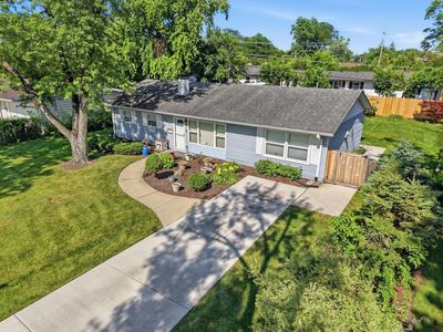403 Hazelwood Ln, Glenview, IL, 60025