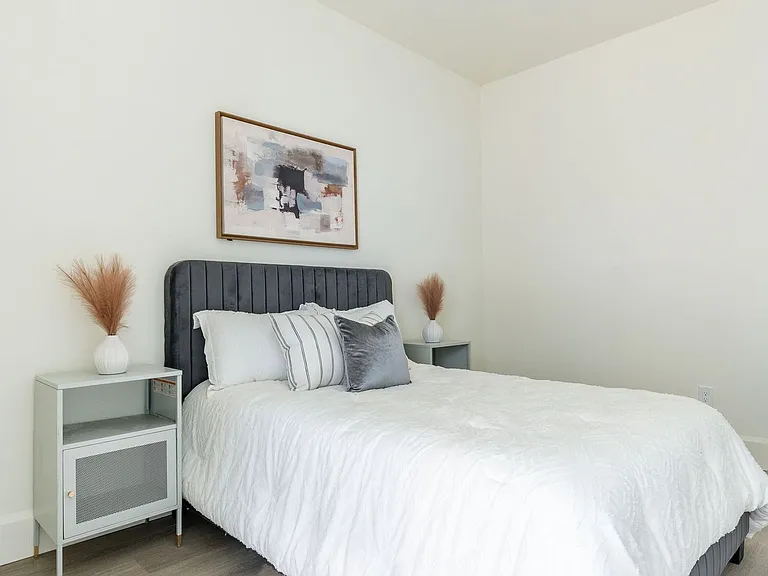 3003 Glenwood — Photo 24
