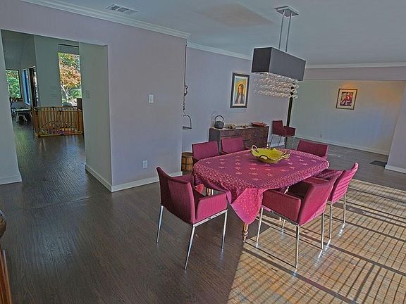3rd image of 3839 Shady Hill Dr
