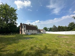 169 Rocky Hill Rd, Hadley, MA 01035