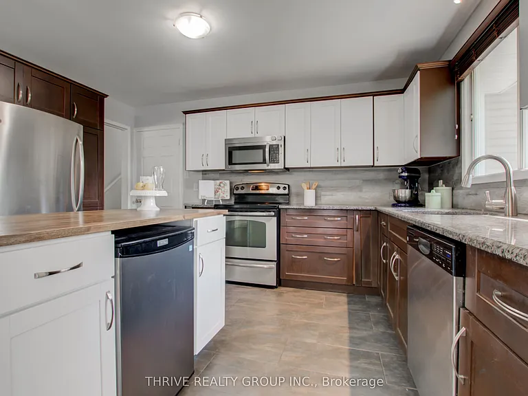 118 Sandalwood Cres — Photo 3