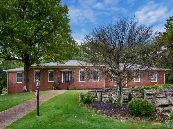 820 Tannahill Dr SE, Huntsville, AL 35802