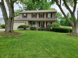 540 Wendemere Dr, Hubbard, OH