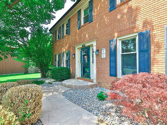 3rd image of 9207 Gourmet Ln