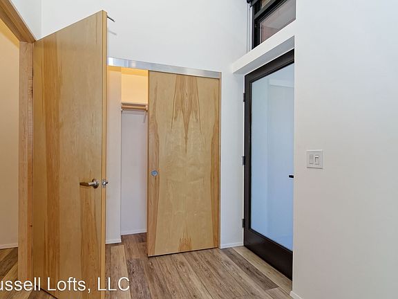 4th image of 2870 4th Ave #5761629