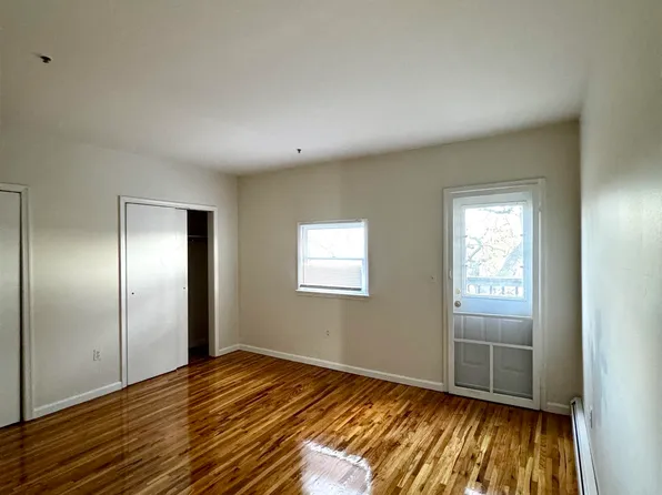 722 Ocean Avenue image 10 of 26