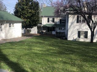 556 Country Club Rd, York, PA 17403