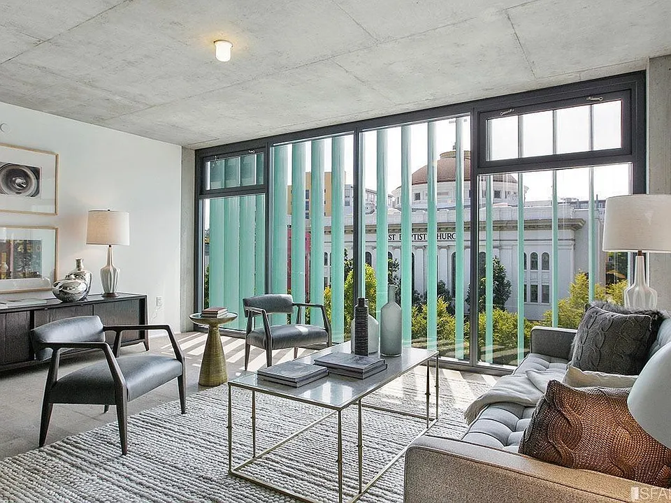 8 Octavia St #703