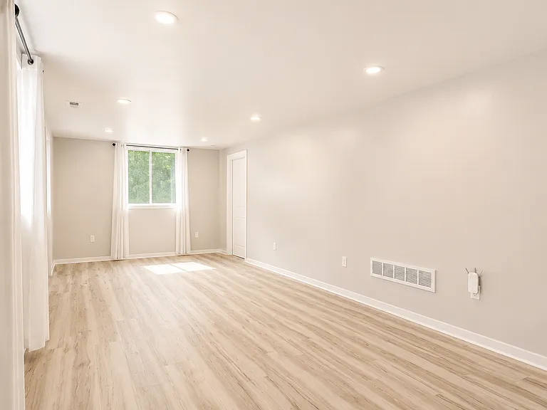 8912 E Plain Dr — Photo 17