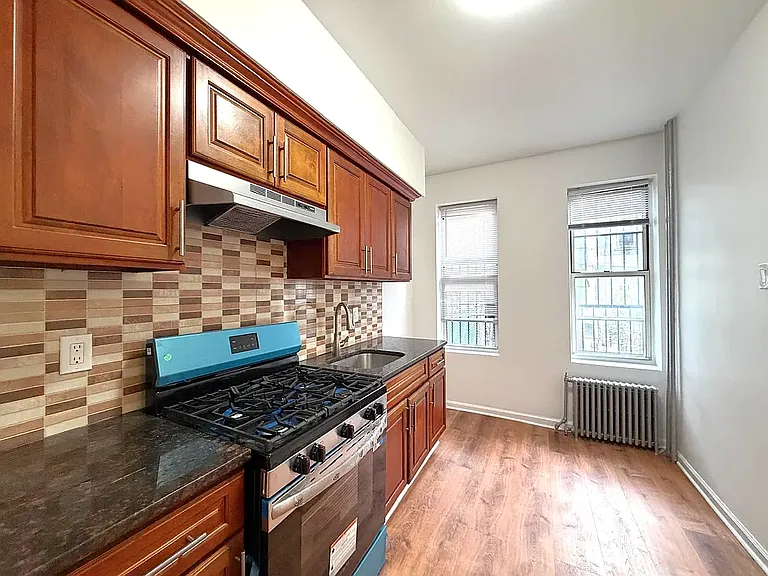 1710 Palmetto St #2L — Photo 20