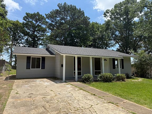 2nd image of 9119 Bridgewood Dr