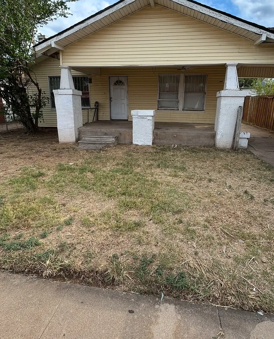 2159 ave f — Photo 1