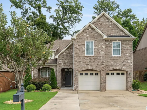 1224 Hunters Gate Dr, Birmingham, AL 35242