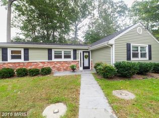 275 10th St, Pasadena, MD 21122