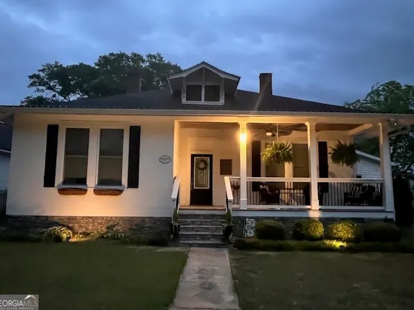 28 N Broad St, Porterdale, GA 30014