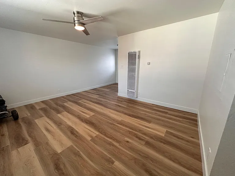 1646 S Grant St #3 — Photo 9