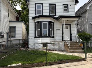 18 Cottage Pl, Staten Island, NY 10302