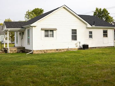 1025 E Washington St, Muncie, IN, 47305