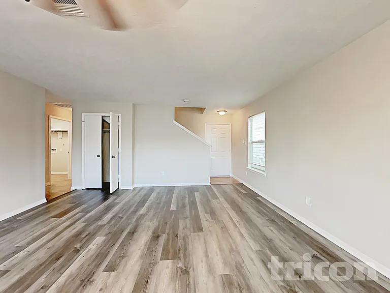 9215 Dewberry Blossom Ln — Photo 5