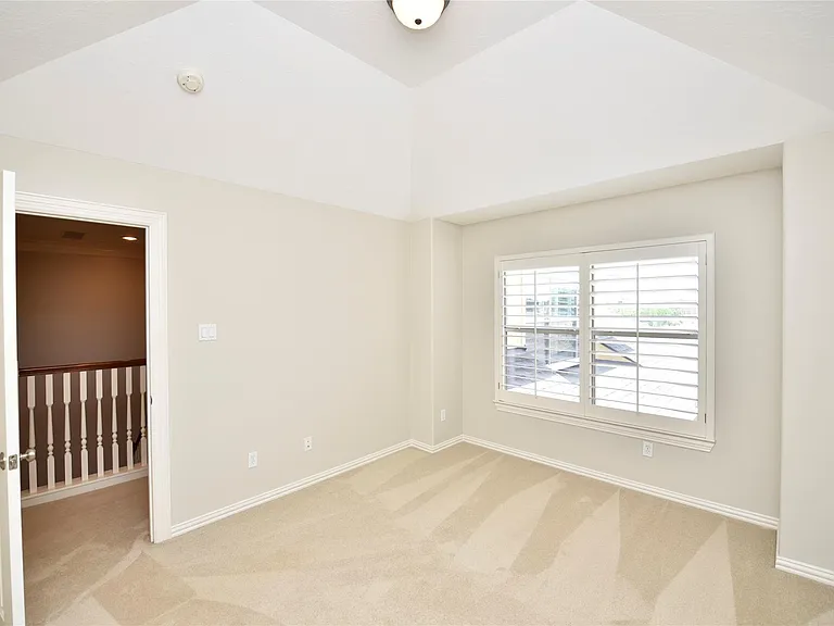 14435 Mayport Ln — Photo 18