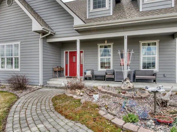 375 Whispering Willow Way, Corvallis, MT 59828