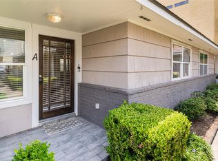 4405 Marina St #A, Houston, TX 77007