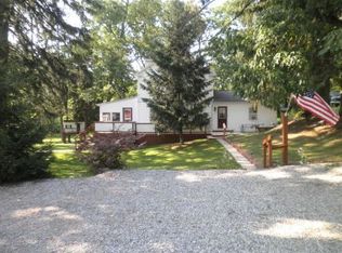 3585 Springwood Rd, Red Lion, PA 17356