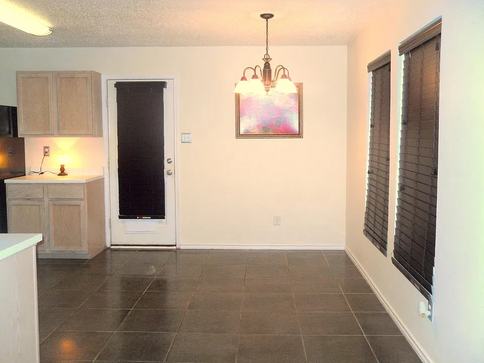3107 Westview Dr