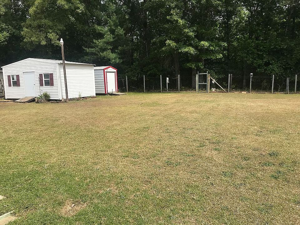 2nd image of 113 Woodfield Dr