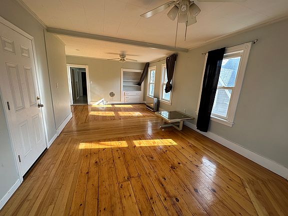 Living Room (Alt)