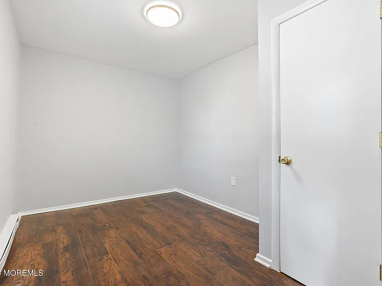 42 Center Ave #3 — Photo 6