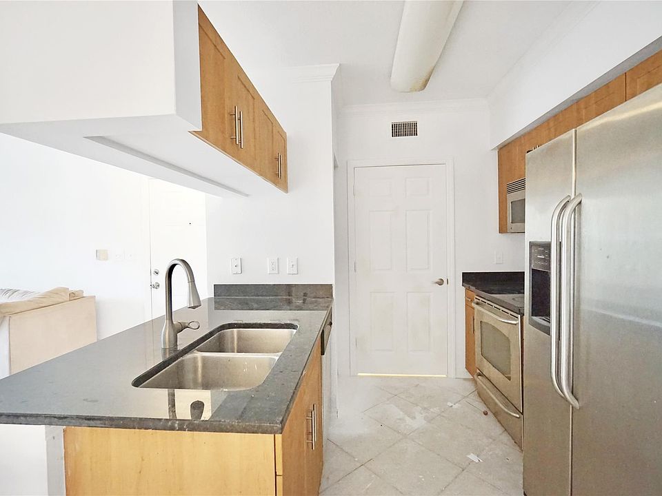 1st image of 6559 Emerald Dunes Drive #102
