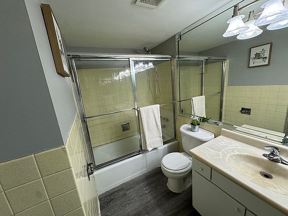 4th image of 3133 Bernice Rd APT 2
