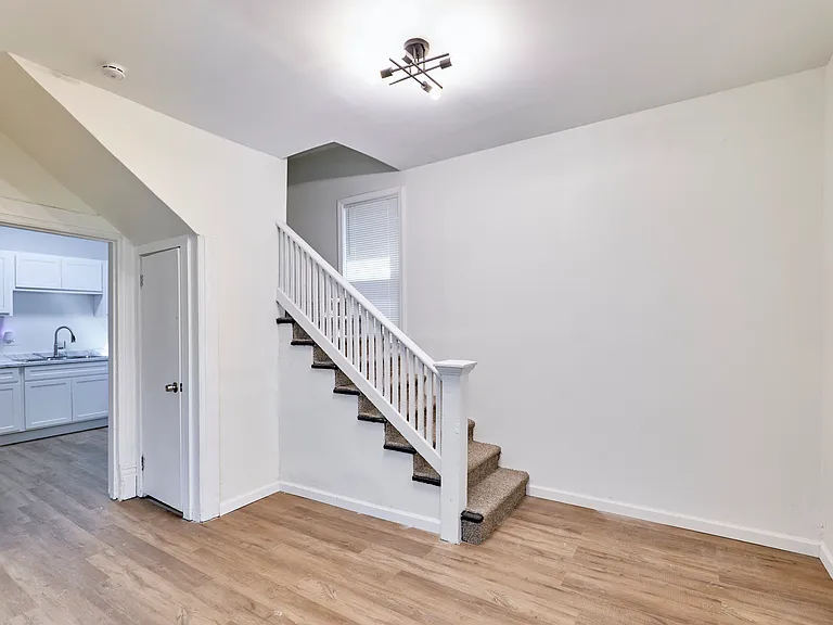 6625 Bartmer Ave — Photo 9