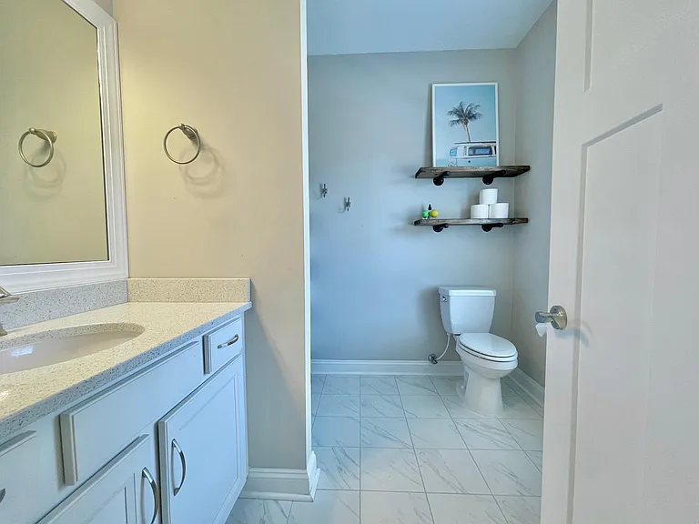 455 Aurora Pl — Photo 22
