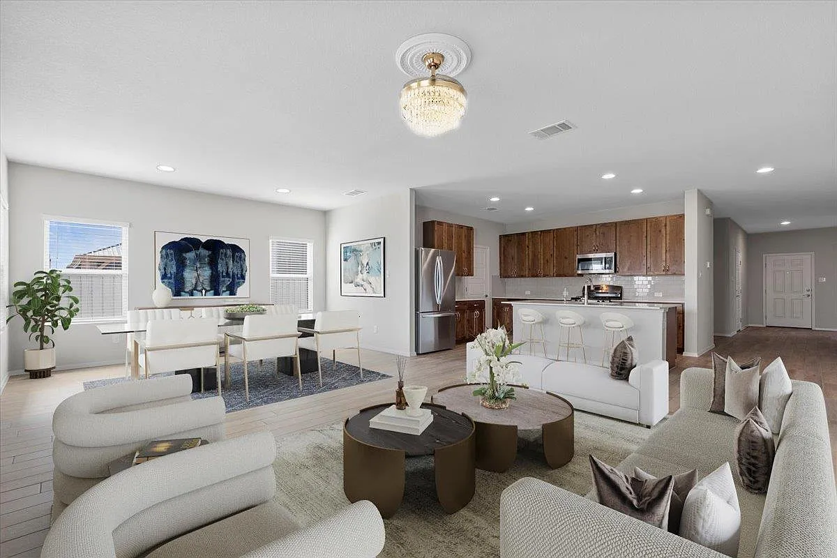 3 bed, 2.0 bath, 1937 sqft, $1,995 — Photo 1