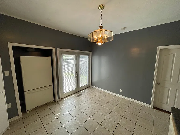 1627 Blaine Ave — Photo 35