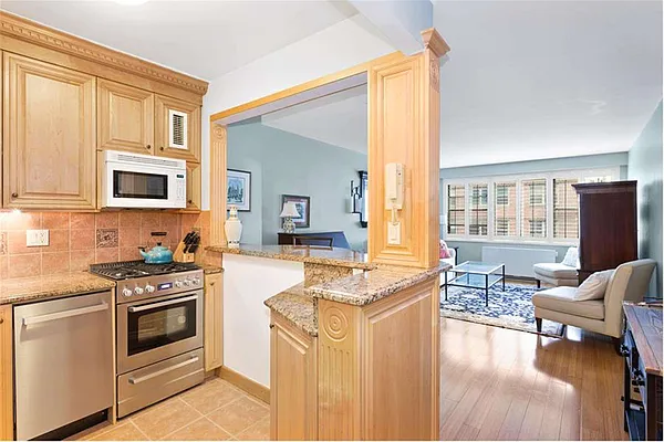 Sold by Digs Realty Group | media 3