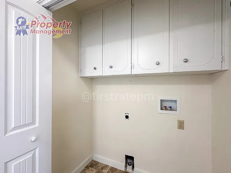 1824 N Crestmont Dr — Photo 15