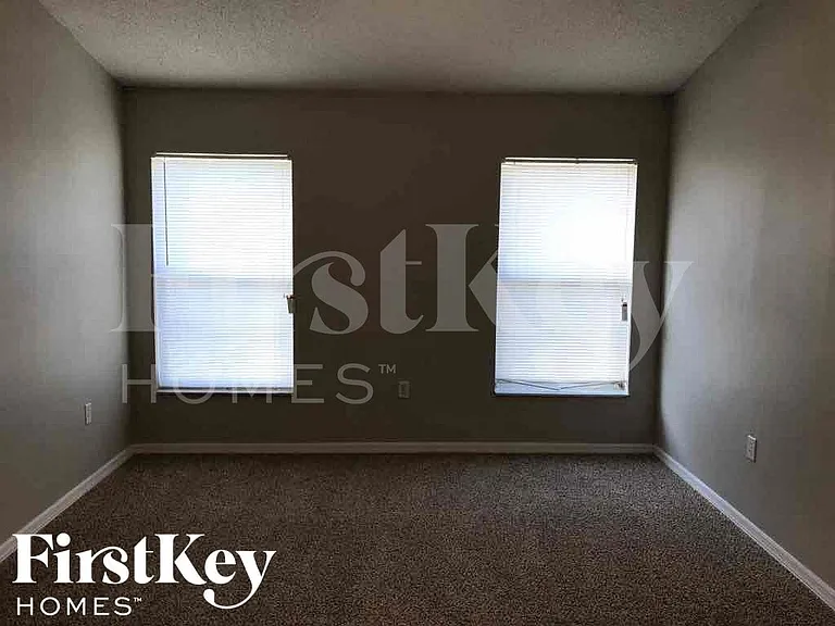 7428 Little Pond Ct — Photo 15