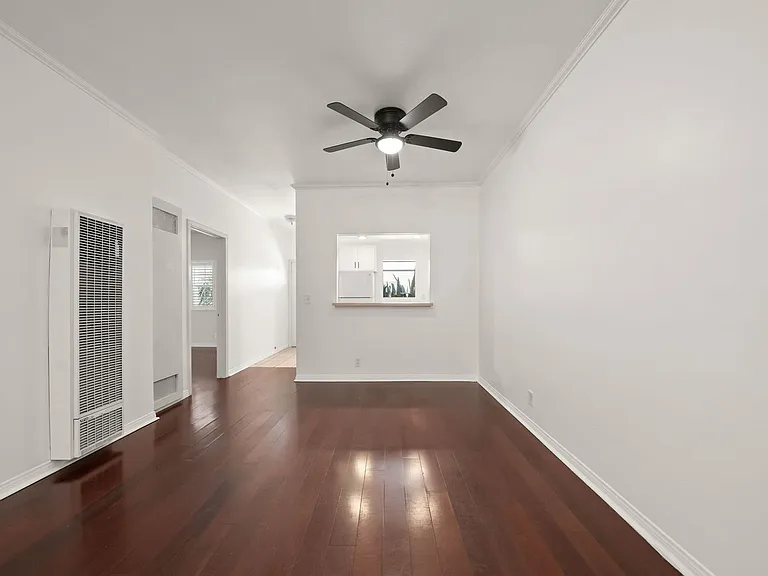 1145 Roswell Ave #203 — Photo 16